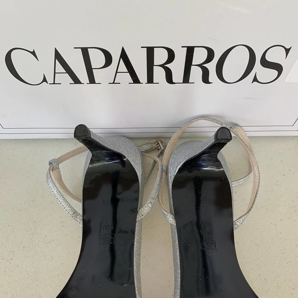 Caparros Quayliah Silver Flame Ankle Strap Heeled Sandals Women's US size 10M - Picture 6 of 8